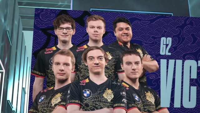 两对兄弟通 两对兄弟通