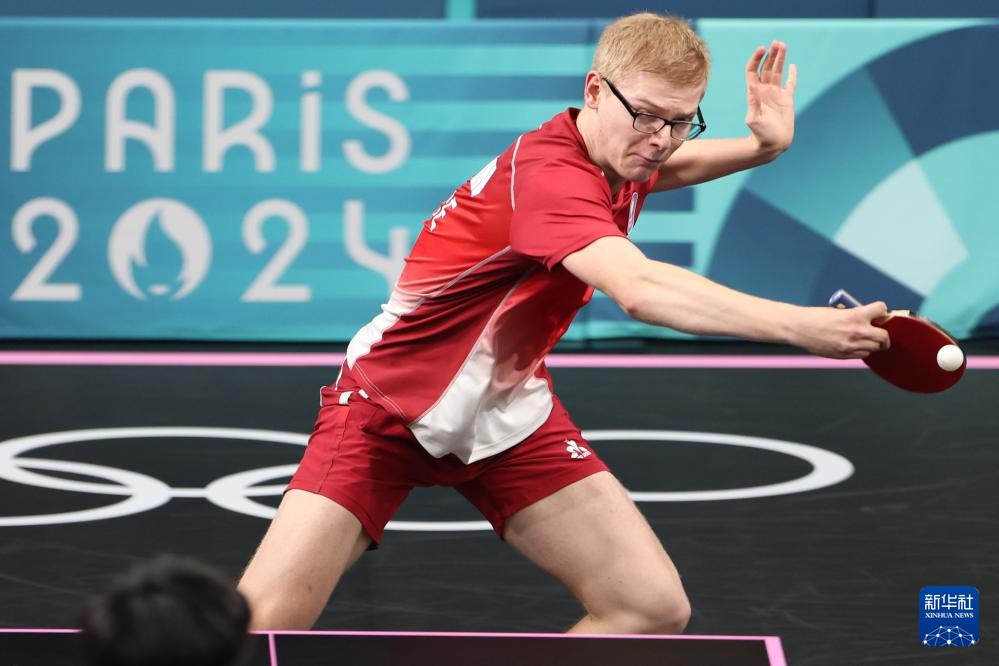 手会参与各 手会参与各