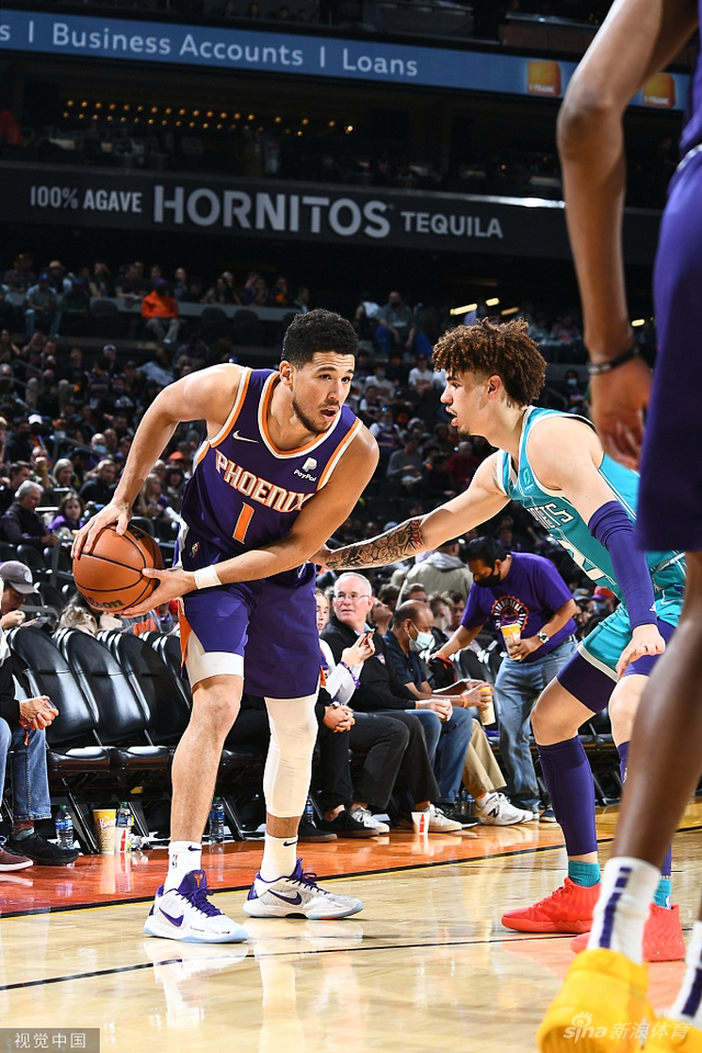 场球员尽快 场球员尽快