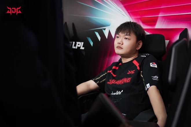 力空前加大 力空前加大